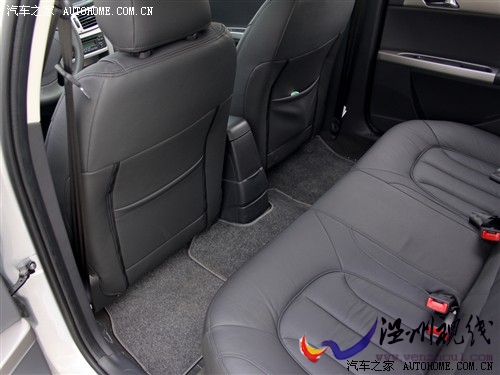 东风风神 东风乘用车 风神h30 2010款 1.6l 尊贵型mt