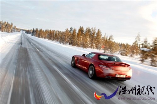 浪漫之旅 冰雪试驾2011款奔驰SLS AMG 汽车之家