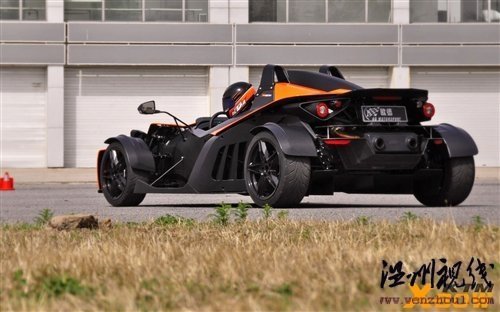 号称暴走小怪物 试乘KTM X-BOW street 汽车之家