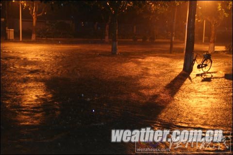 河北昨夜局地降大暴雨 今起再迎闷热天