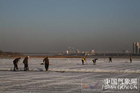 大气环流不利 黑龙江“贫雪”