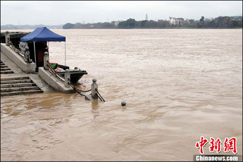 江西受持续降雨影响出现罕见早汛(组图)