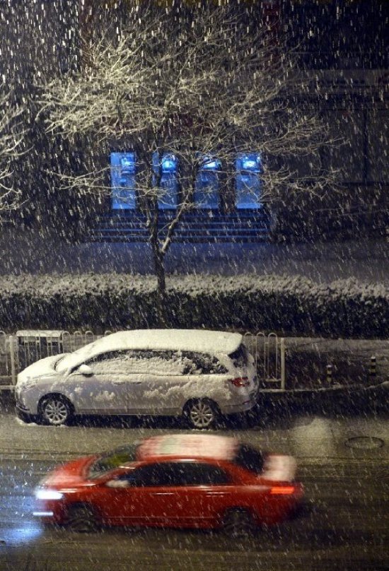 北京三月飞雪