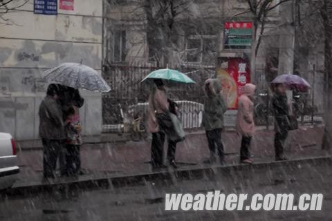 清明小长假第一天辽宁雨雪天气来扰