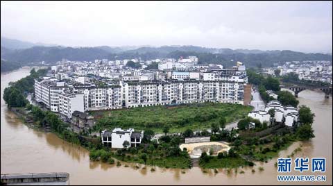 江西赣江中上游水位缓慢下降 降雨29日结束