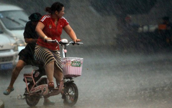 洛阳暴雨