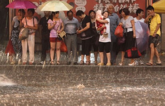 洛阳暴雨