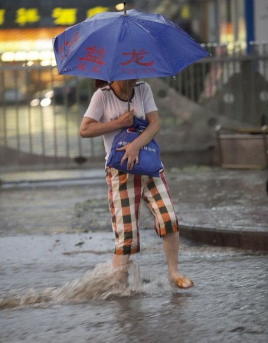 洛阳暴雨