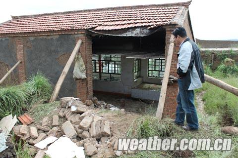 青海暴雨灾情 持续暴雨致大量牲畜死亡