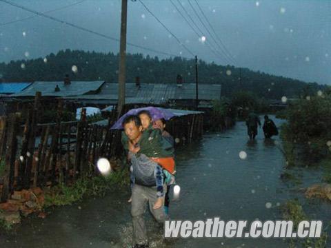 黑龙江省嘉荫县遭遇大暴雨 农田受灾严重