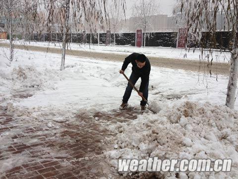 佳木斯大雪