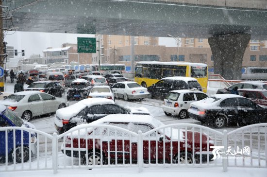 乌鲁木齐大雪