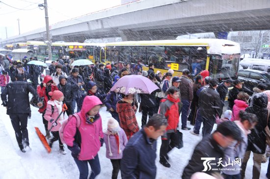 乌鲁木齐大雪