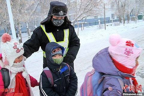 新疆大部气温降至-30℃以下 23日再迎降雪