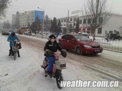 内蒙古800余万人受雪灾 今夜气温破-20℃迎来今年最低温