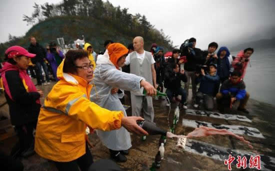 韩国客轮沉没最新消息