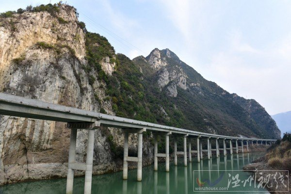 最美的水上公路在兴山县