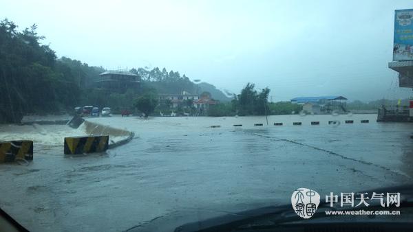 广西多地降暴雨 降雨30日晚减弱结束