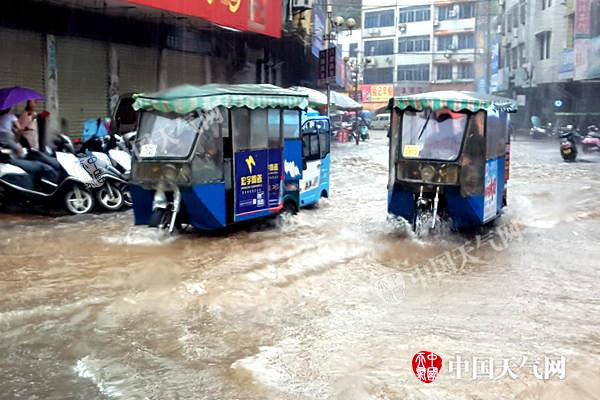 广西明起三天强降雨再度来袭 柳州河池等地有暴雨