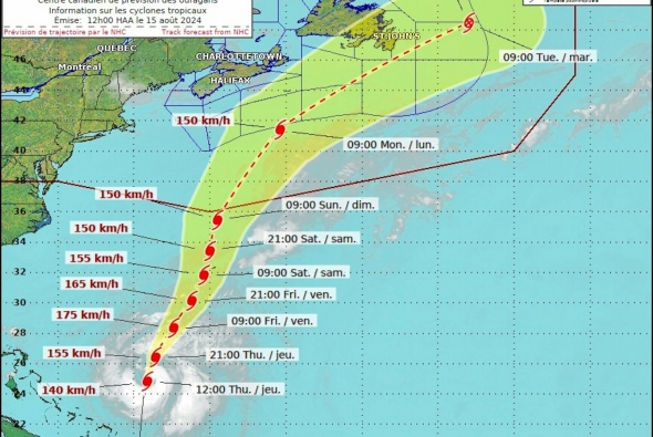 截至周五早上飓风埃内斯托的路径预测，风暴开始远离新斯科舍省，但仍将影响纽芬兰岛。